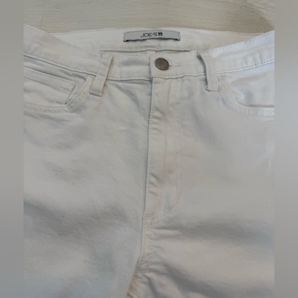 Joe's Jeans Wasteland High-Rise Flared Jeans White Size 28 - Picture 3 of 8